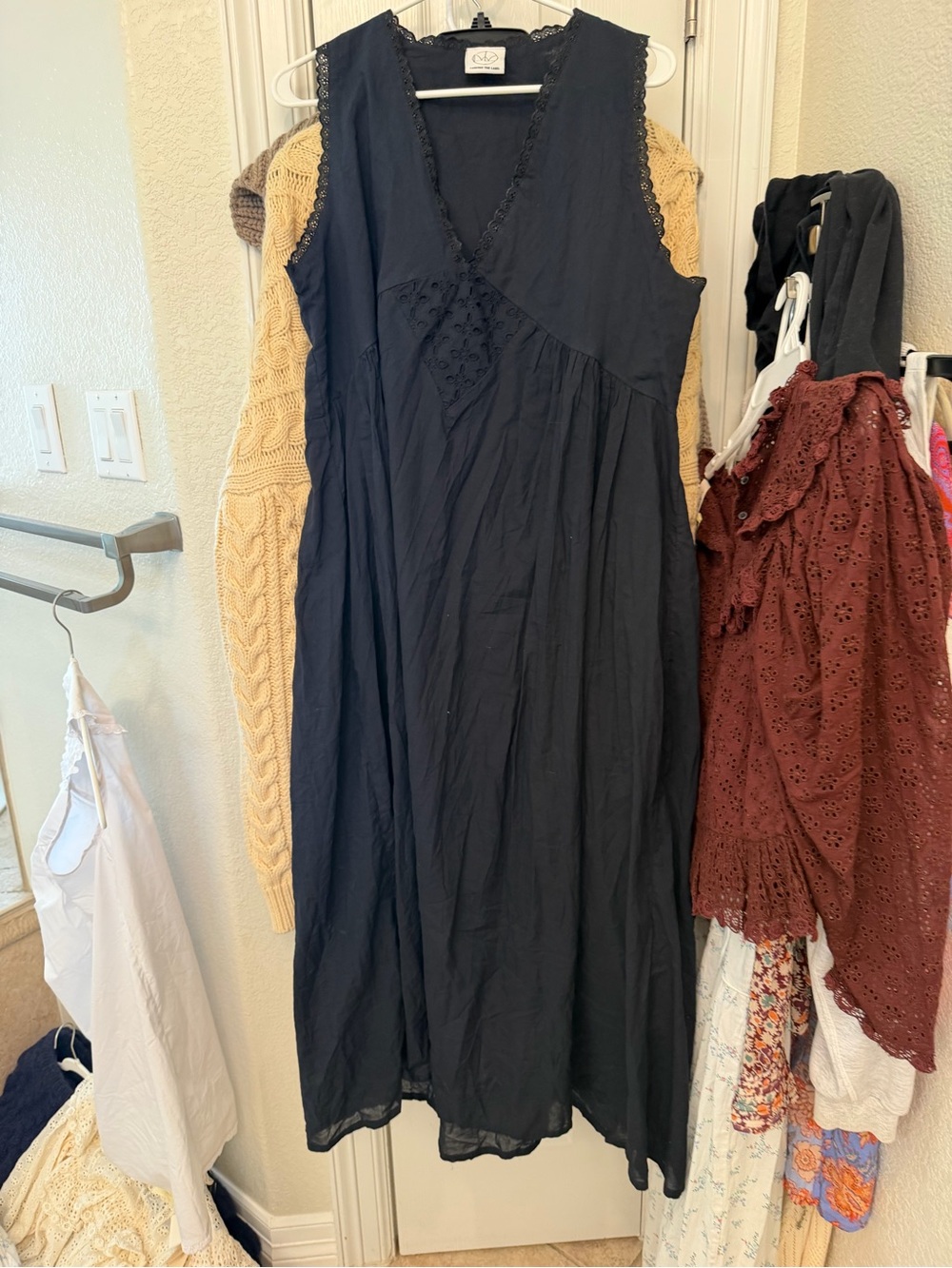 Black Sleeveless V-Neck Midi Dress with Eyelet Detail